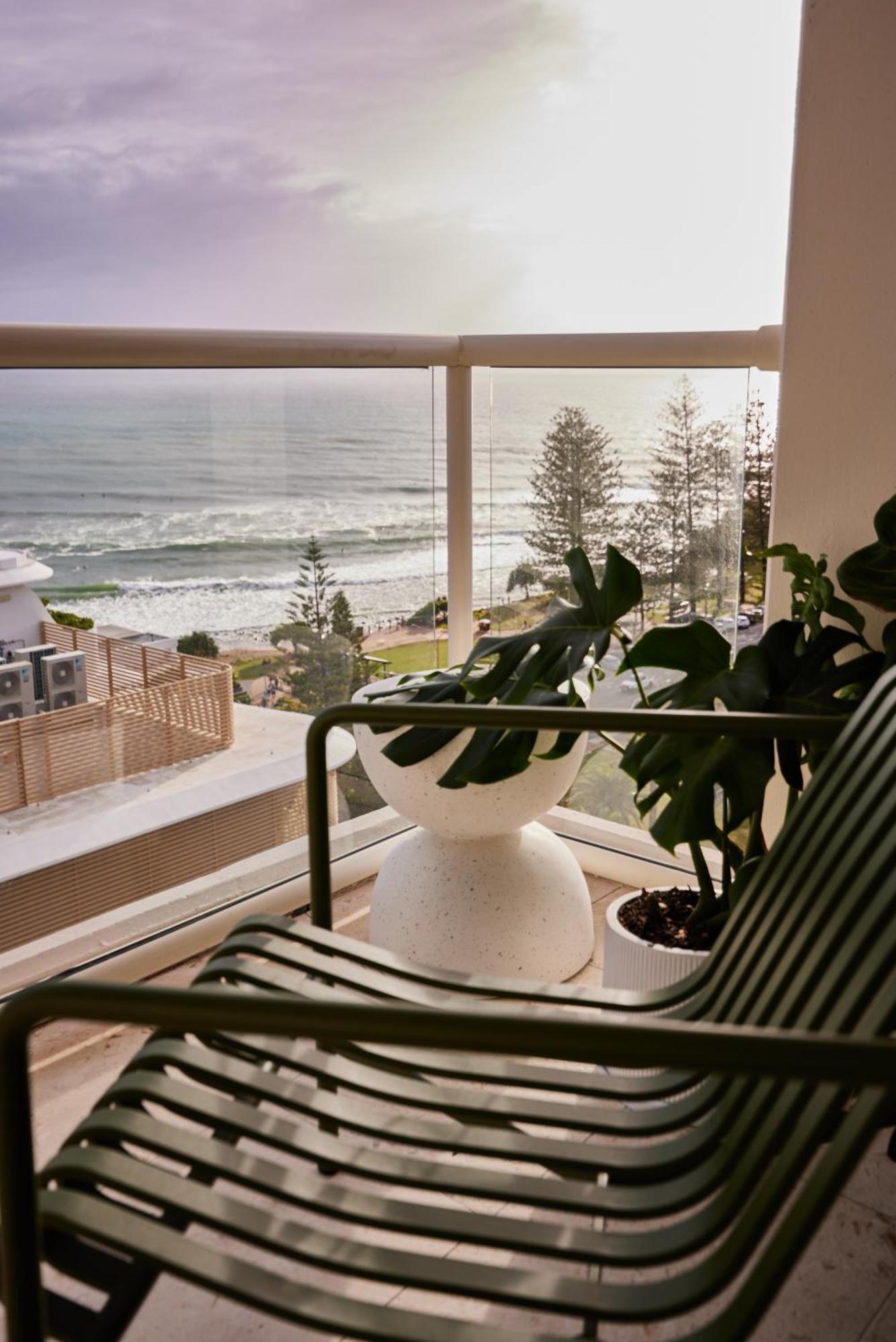 Burleigh Beach Tower Gold Coast Exterior foto
